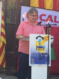 Lectura del manifest del Correllengua 2016, a càrrec de Toni Bellatriu