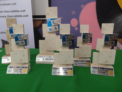 Diferents fotografies del Concurs de Scrabble en Català de Sant Joan de Canet de Mar